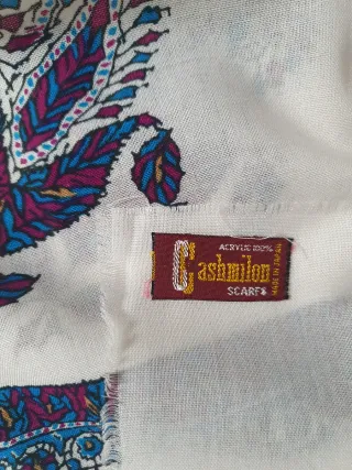 Sciarpa di Cashmilon in acrilico nuova