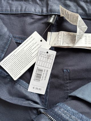 Pantalón Calcedonia tipo encerado sin estrenar