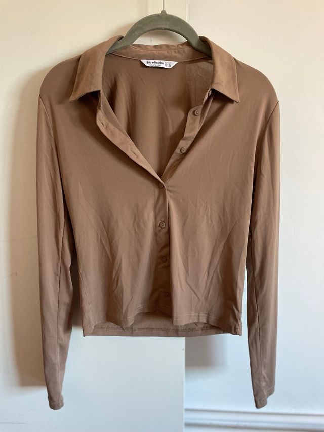 Blusa Stradivarius a manica lunga marrone