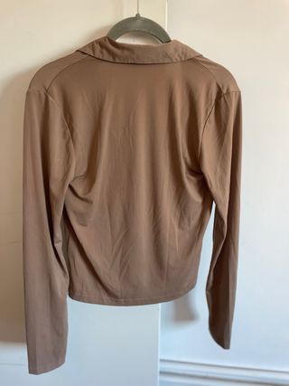 Blusa Stradivarius Manga Larga Marrón