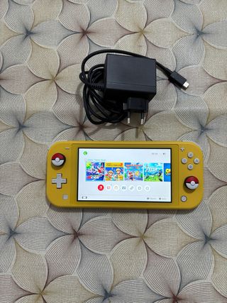 Nintendo Switch Lite Gialla