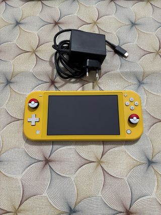 Nintendo Switch Lite Gialla