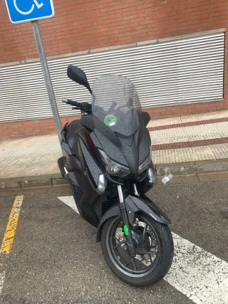 YAMAHA XMAX 250 Scooter modelo 2015 63.500km