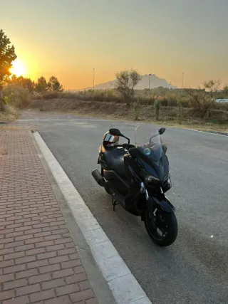 YAMAHA XMAX 250 Scooter modelo 2015 63.500km