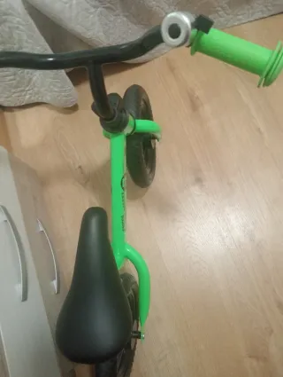 Bicicleta de equilibrio verde Chicco