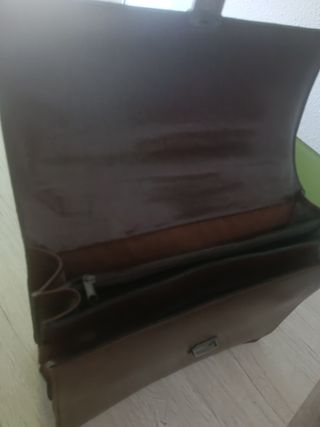 Maletín Ejecutivo Piel Legitima Hecho a Mano