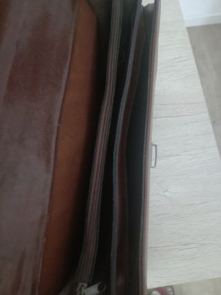 Maletín Ejecutivo Piel Legitima Hecho a Mano