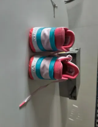 Jordan DAY1 E.O. (GS) Talla 35.5