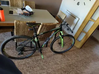 Bicicleta Merida BTT