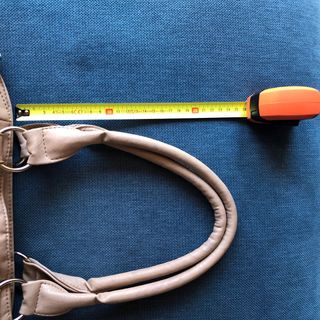 Borsa a spalla e tracolla color sabbia