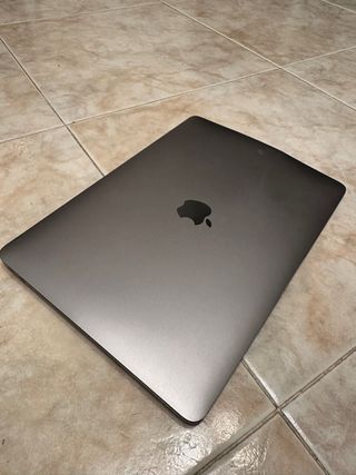 Apple MacBook Air Gris Espacial