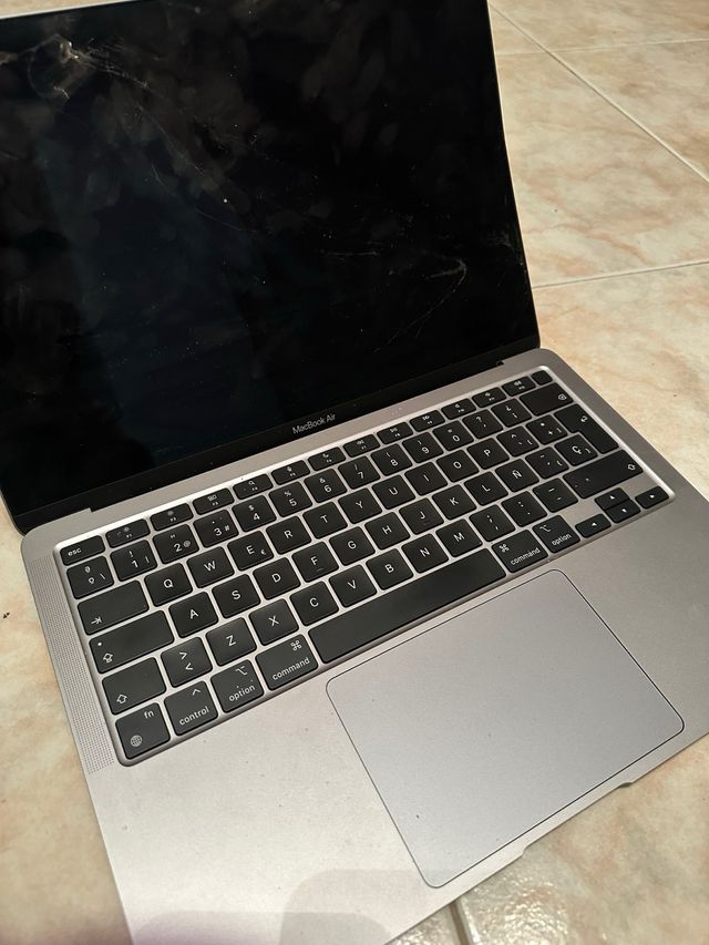 Apple MacBook Air Gris Espacial
