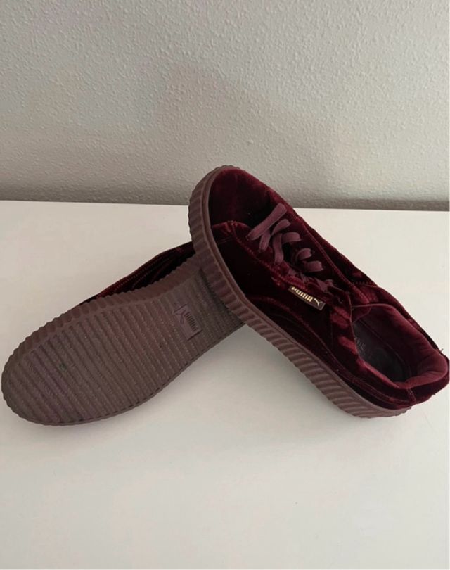 Zapatillas Puma Fenty by Rihanna terciopelo Rojo