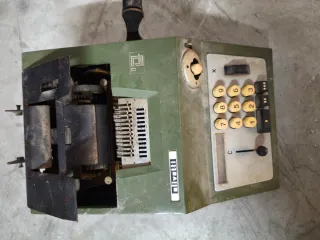 Calculadora Olivetti antigua