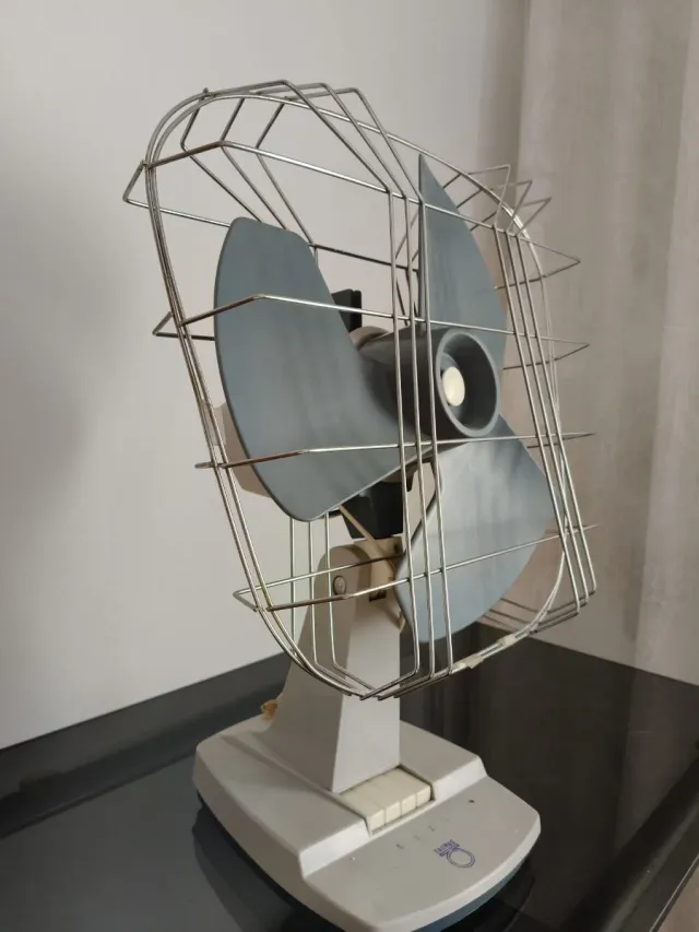 Ventilador Taurus Metálico y Plástico