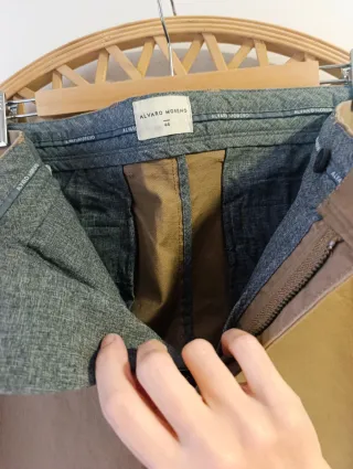 PANTALÓN CHINOS CAMEL ÁLVARO MORENO