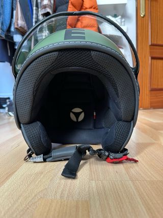 Casco Momo FGTR Verde Mate