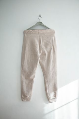 Pantalón deportivo beige