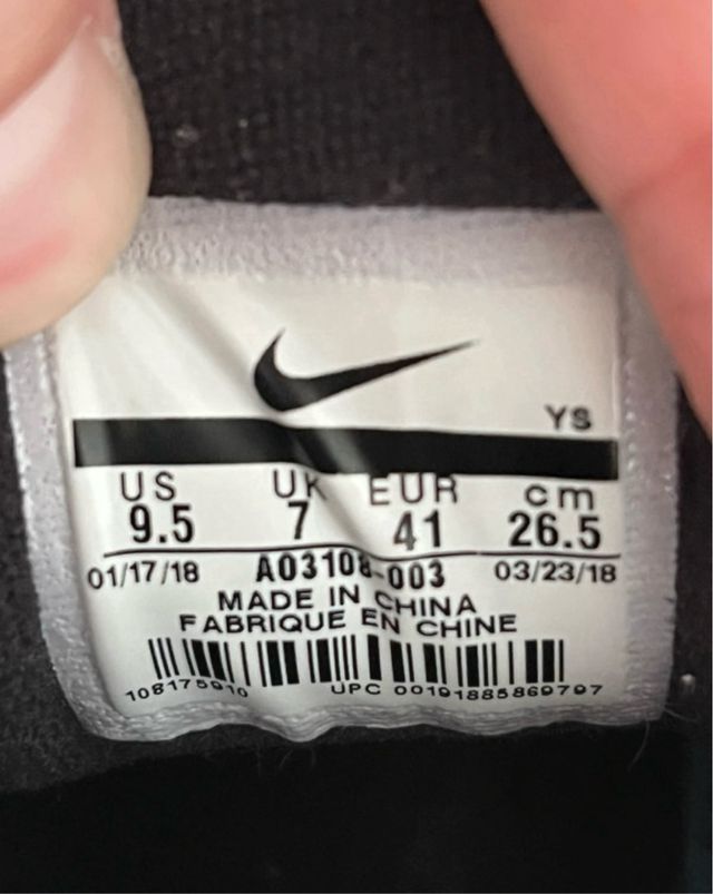 Zapatillas Nike M2K Tekno Negras y Blancas