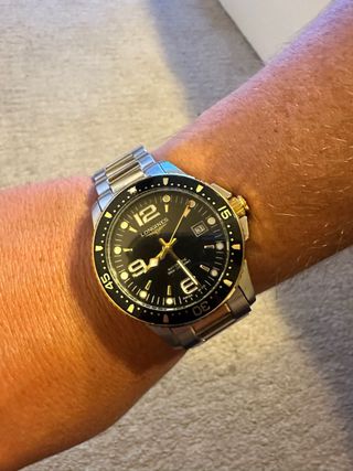 Reloj Longines Automático Negro y Dorado