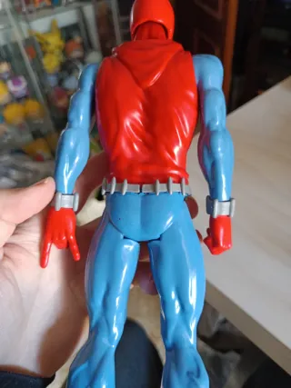 Spiderman Homemade Suit Hasbro Titán Hero