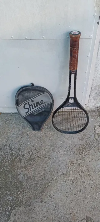 Raqueta de frontenis Shine con funda