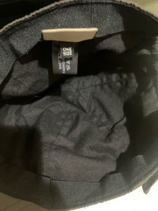 Cappellino Peuterey con strass