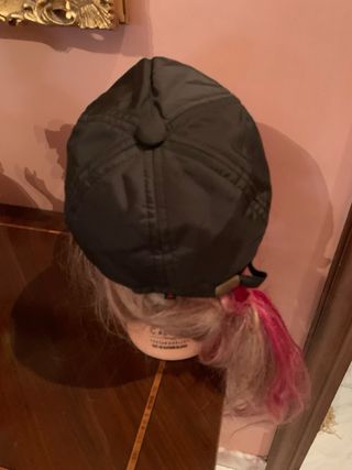 Cappellino Peuterey con strass