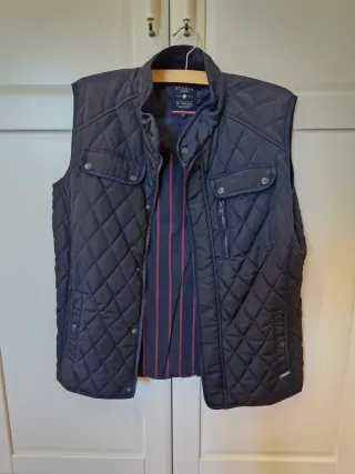 Chaleco Studio Classic Negro