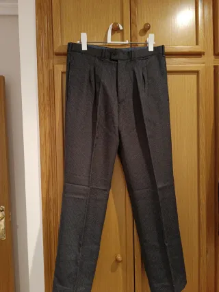 Traje sastre hombre gris hecho a mano