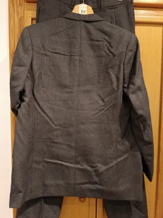 Traje sastre hombre gris hecho a mano