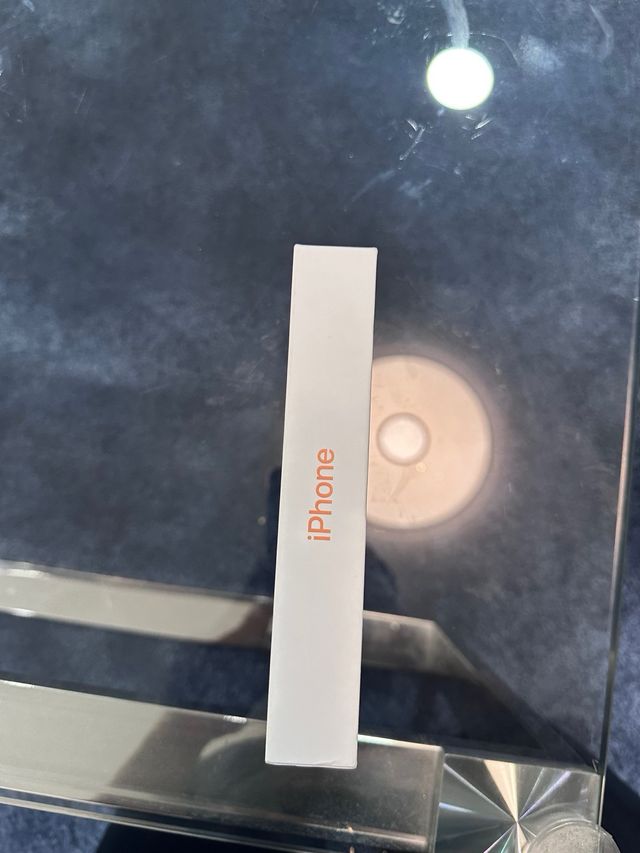iPhone 17 Pro Arancione sigillato, non negoziabile