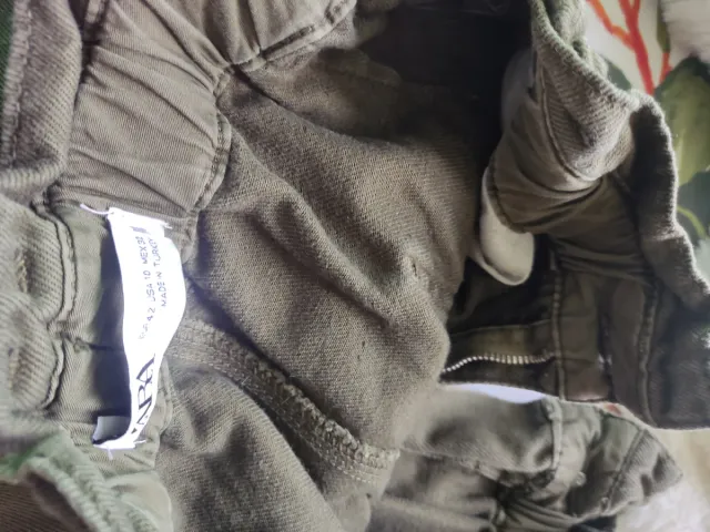 Pantalón Zara Talla 42 Verde Militar