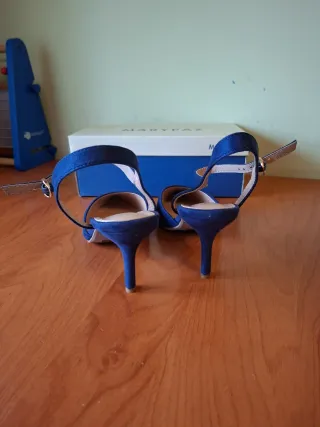 Zapatos de salón Marypaz azul talla 39