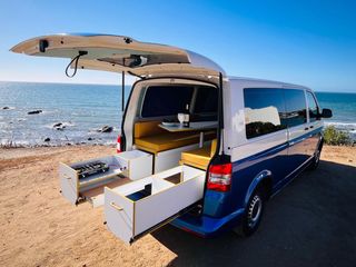 Volkswagen  T5 CAMPERVAN AUTOM. 140CV LARGA