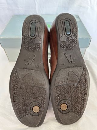 Zapatos Fluchos Marrones Talla 38