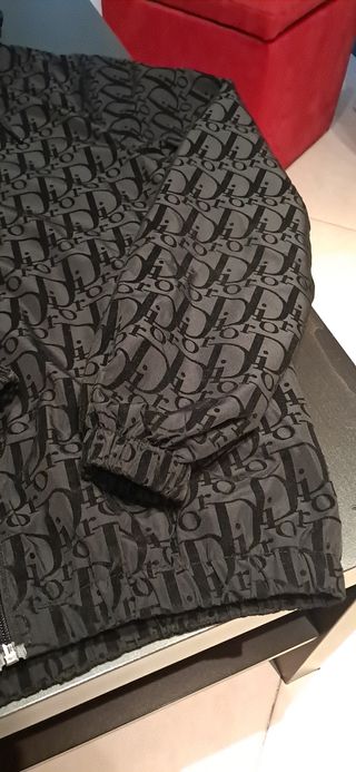 Giacca Dior con monogramma