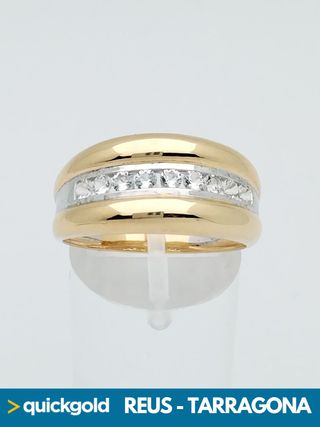 Anello in oro 18K con zirconi T22