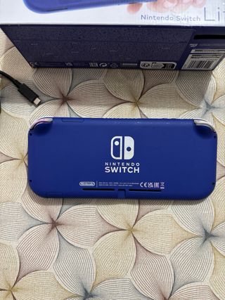 console Nintendo switch lite colore blu