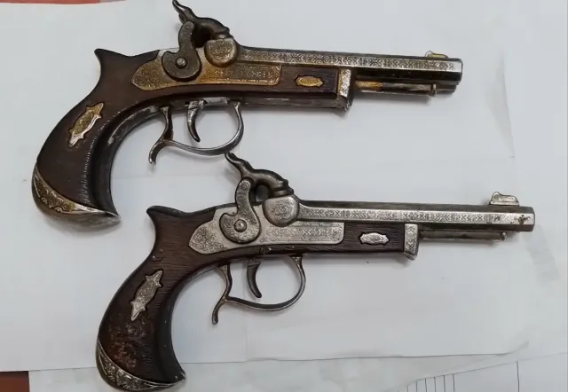 Lote 2 Pistola detonação Vintage Trabuco Dragão