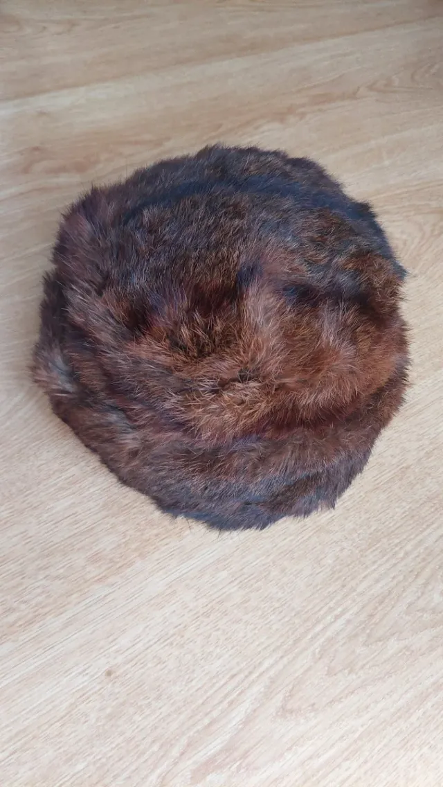 Cappello vintage pelliccia marrone in ottime condi