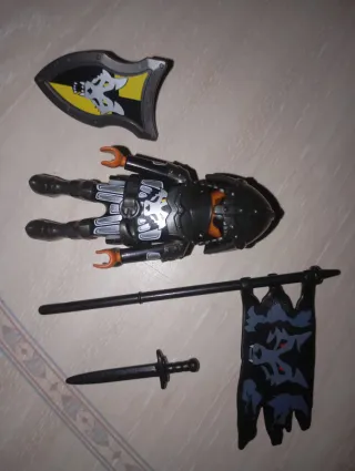 Playmobil Caballero Lobo con Accesorios