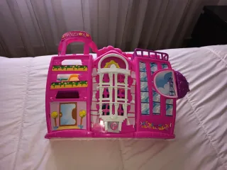 Casa maletin Pinypon con piscina y accesorios