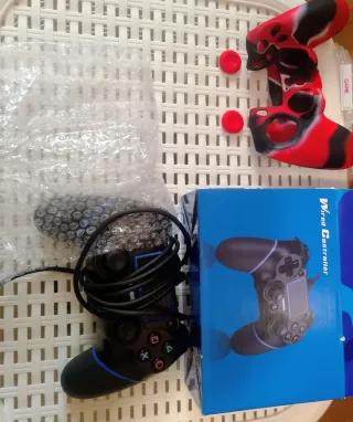 Mando PS4 F3 BLACK + Funda Gamer Kit