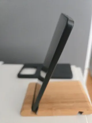 Xiaomi Poco M7 Pro Negro con su caja