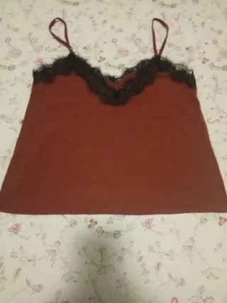 Top satén teja encaje negro Blue Rose Talla M