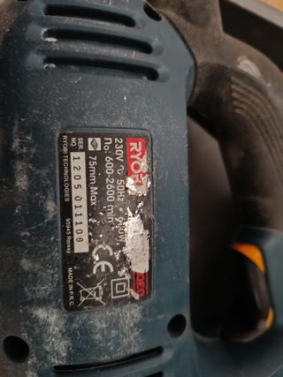 Sierra de calar Ryobi 600W