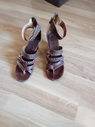 Sandalias mujer de piel