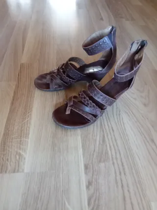 Sandalias mujer de piel