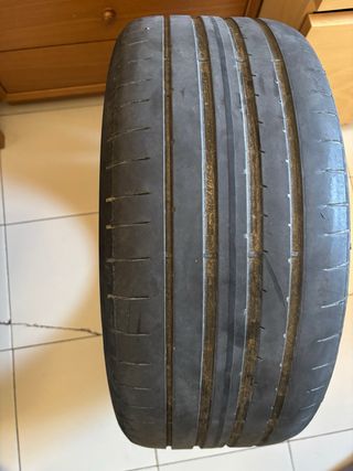 Neumático  usado DUNLOP SPORT MAX RT2--225/R17 91Y